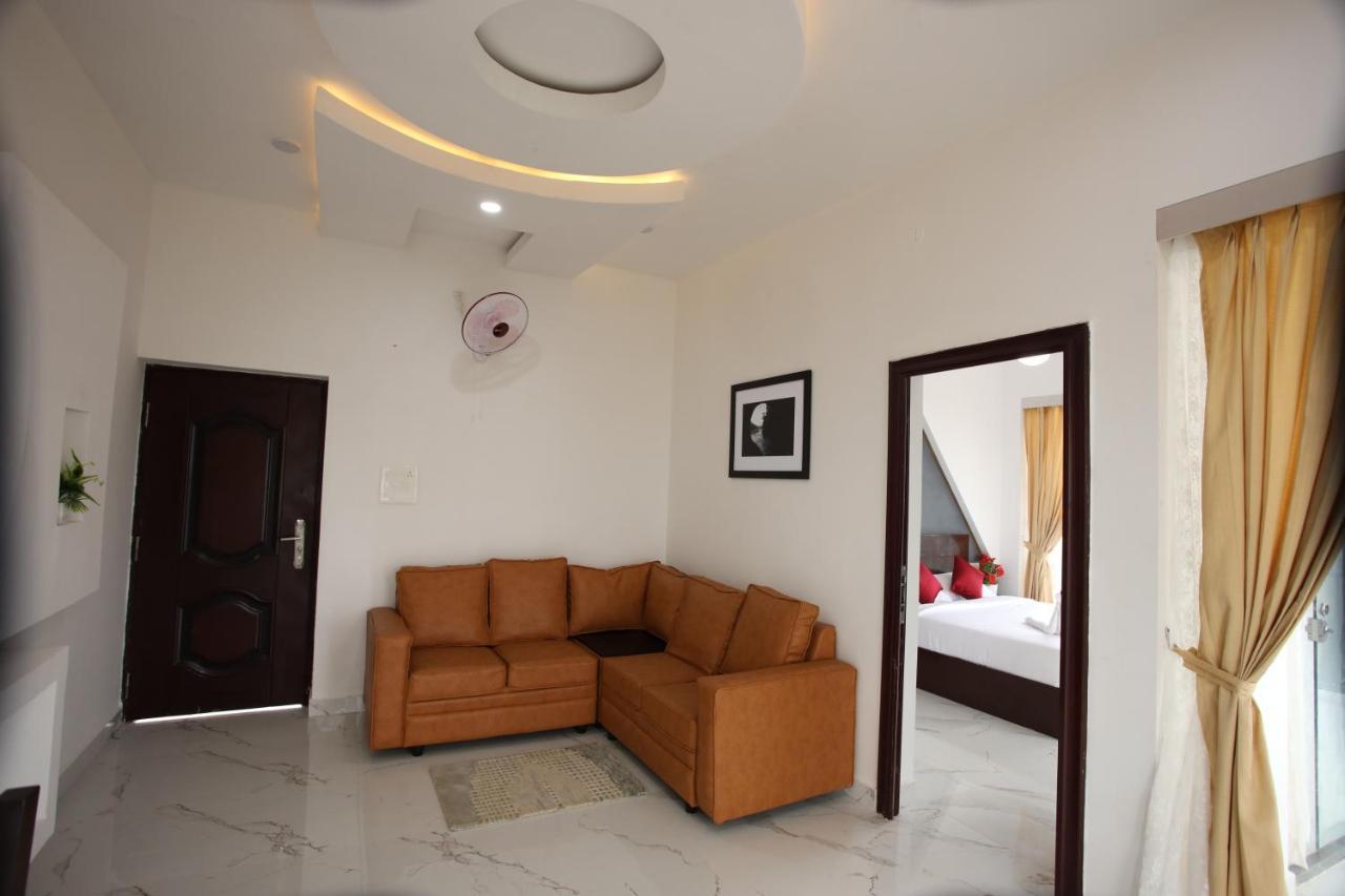 Pudunagaram Emirates Residency酒店 外观 照片